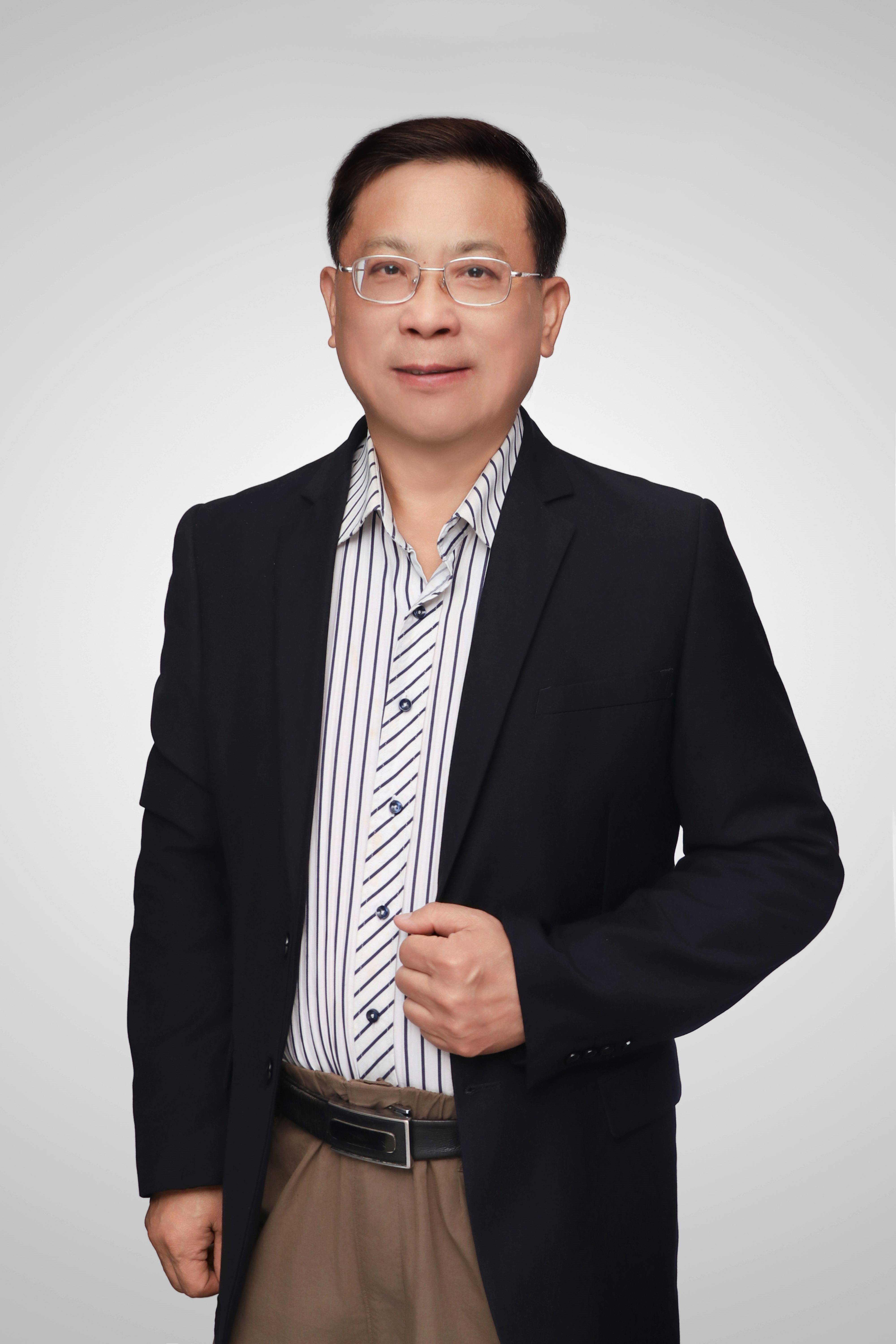 吴礼明 博士 教授 研究员(摄于2026年4月25日)_副本_副本.jpg